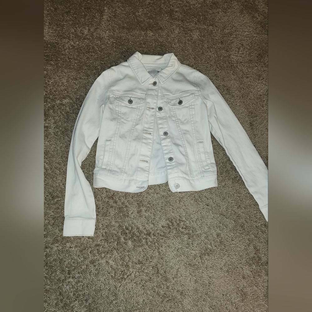 Kohl's 'So' brand white denim jacket